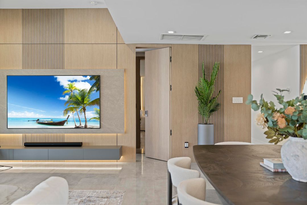 For Sale: $2,390,000 (4 beds, 4 baths, 2150 Square Feet)