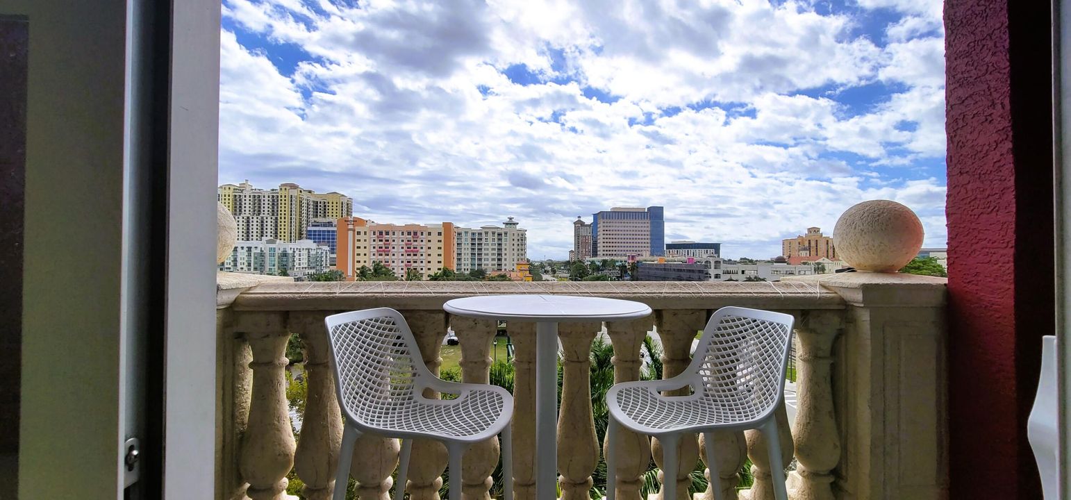 For Sale: $795,000 (3 beds, 2 baths, 1534 Square Feet)