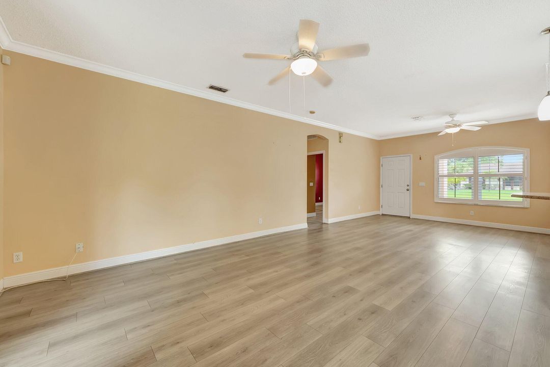 For Rent: $2,800 (3 beds, 2 baths, 1608 Square Feet)