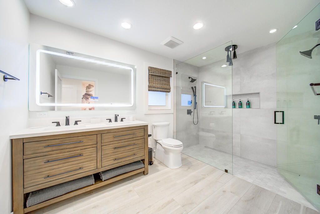 For Rent: $6,000 (3 beds, 2 baths, 2032 Square Feet)