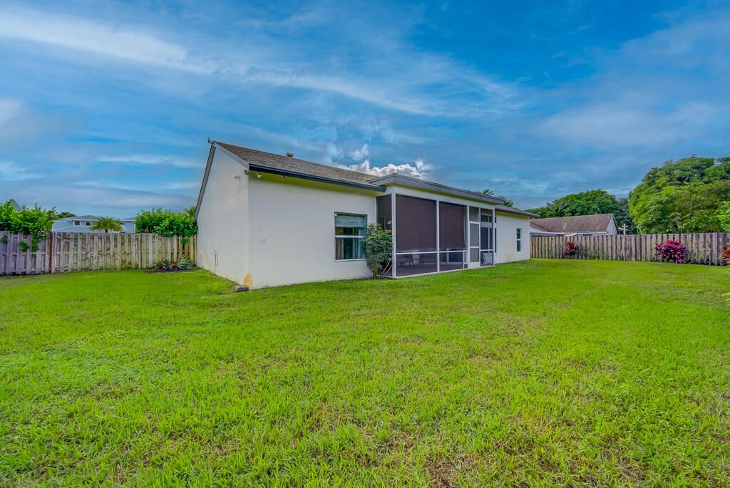 For Rent: $6,000 (3 beds, 2 baths, 2032 Square Feet)