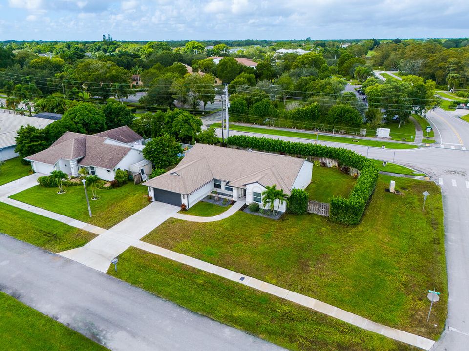 For Rent: $6,000 (3 beds, 2 baths, 2032 Square Feet)