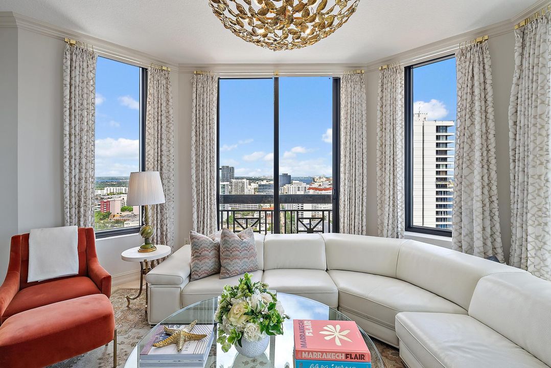 待售: $5,500,000 (3 贝兹, 3 浴室, 2734 平方英尺)