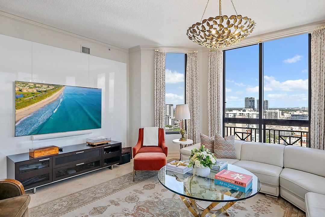 待售: $5,500,000 (3 贝兹, 3 浴室, 2734 平方英尺)