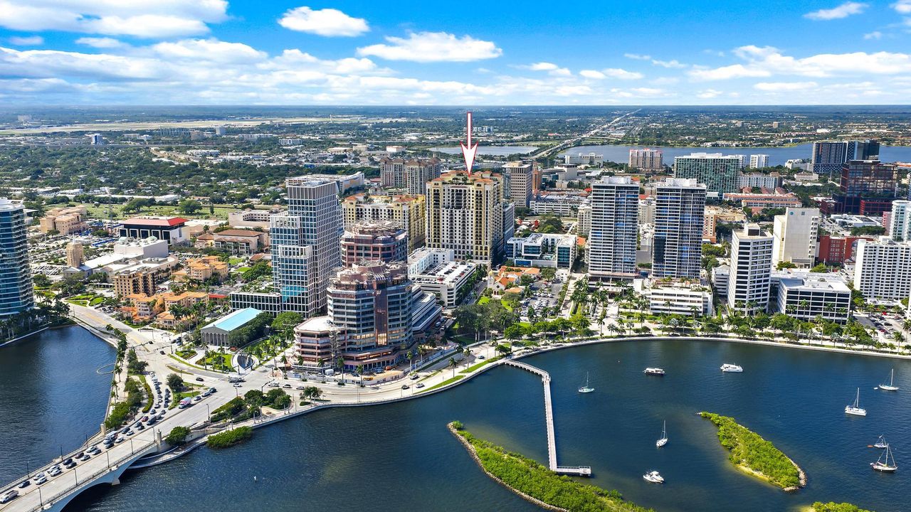 待售: $5,500,000 (3 贝兹, 3 浴室, 2734 平方英尺)