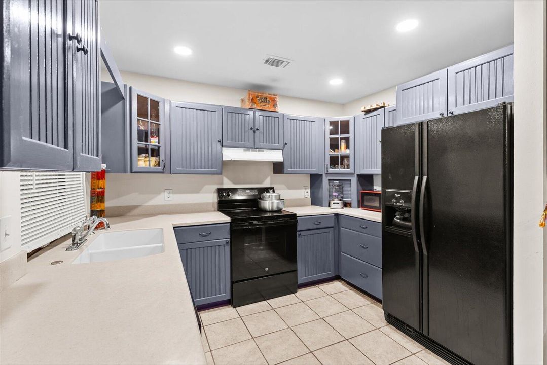 待售: $319,000 (3 贝兹, 2 浴室, 1312 平方英尺)