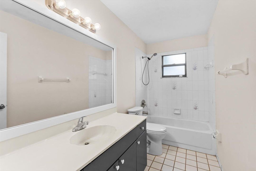 待售: $319,000 (3 贝兹, 2 浴室, 1312 平方英尺)