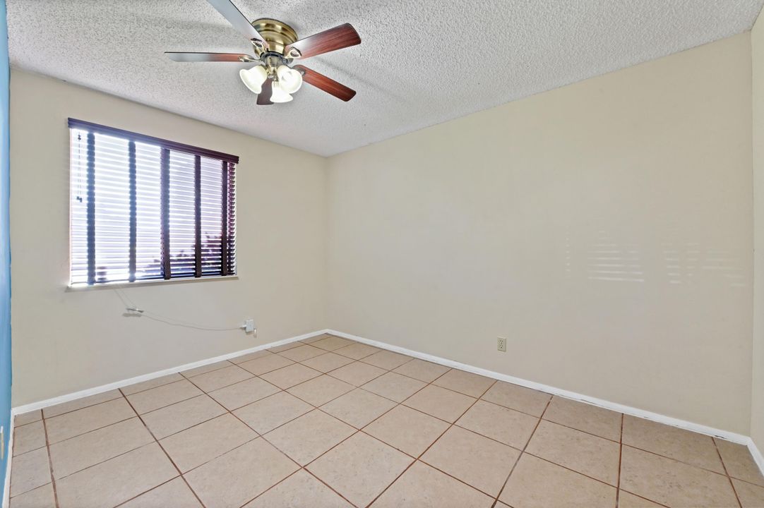 Active With Contract: $475,000 (3 beds, 2 baths, 1152 Square Feet)