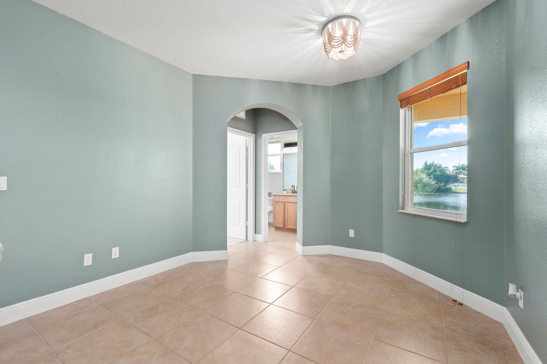 For Sale: $725,000 (4 beds, 3 baths, 2415 Square Feet)