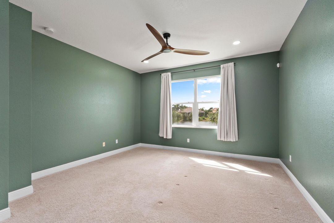 For Sale: $725,000 (4 beds, 3 baths, 2415 Square Feet)