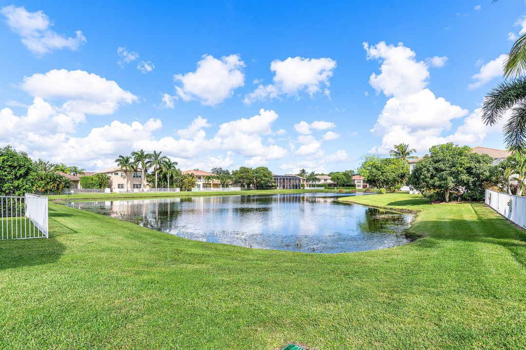 待售: $1,100,000 (5 贝兹, 4 浴室, 3818 平方英尺)