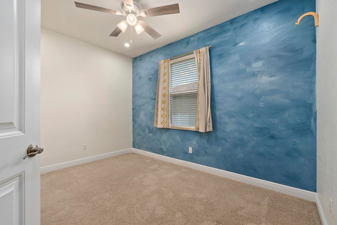 For Sale: $725,000 (4 beds, 3 baths, 2415 Square Feet)