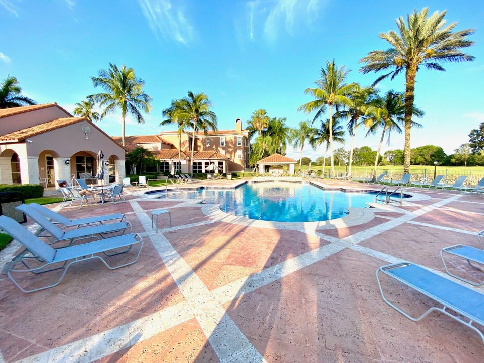 For Rent: $5,500 (2 beds, 2 baths, 1404 Square Feet)