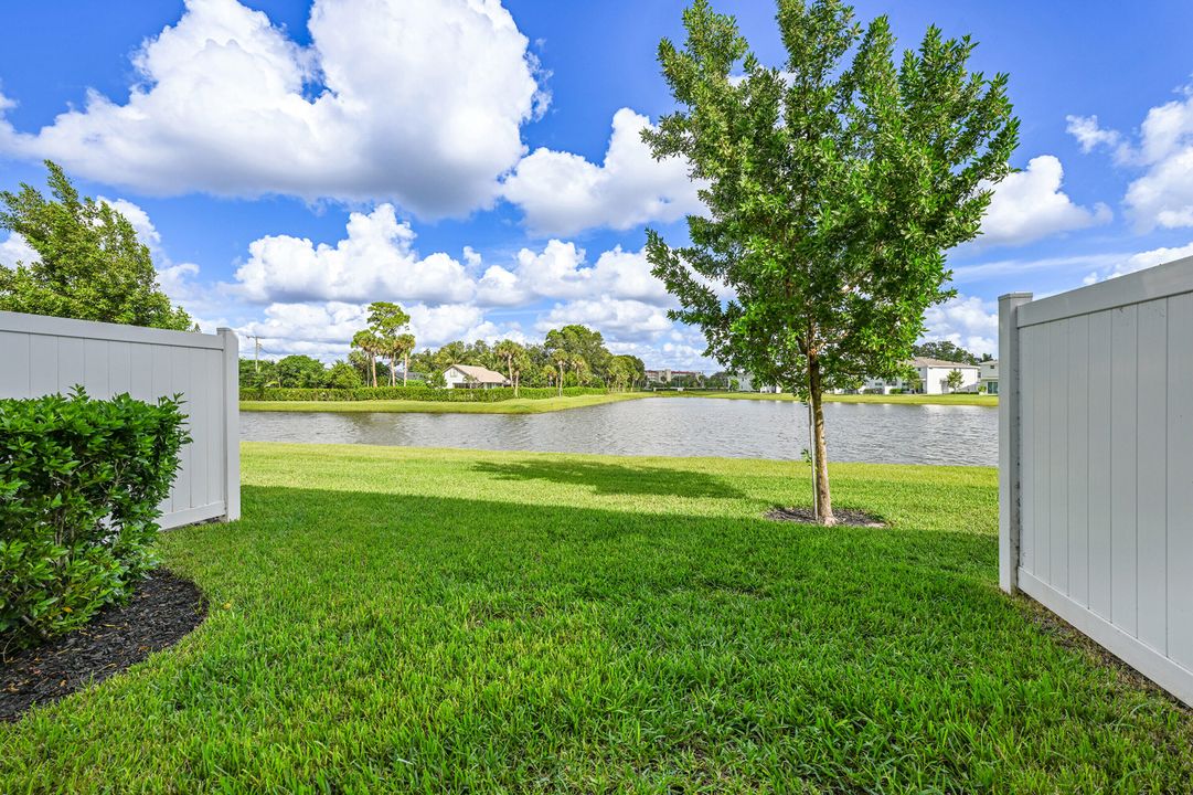 En Venta: $515,000 (4 camas, 2 baños, 1851 Pies cuadrados)