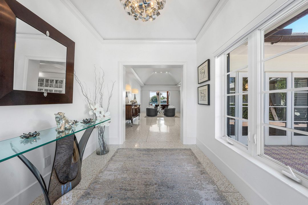 На продажу: $8,995,000 (5 спален, 6 ванн, 4734 Квадратных фут)