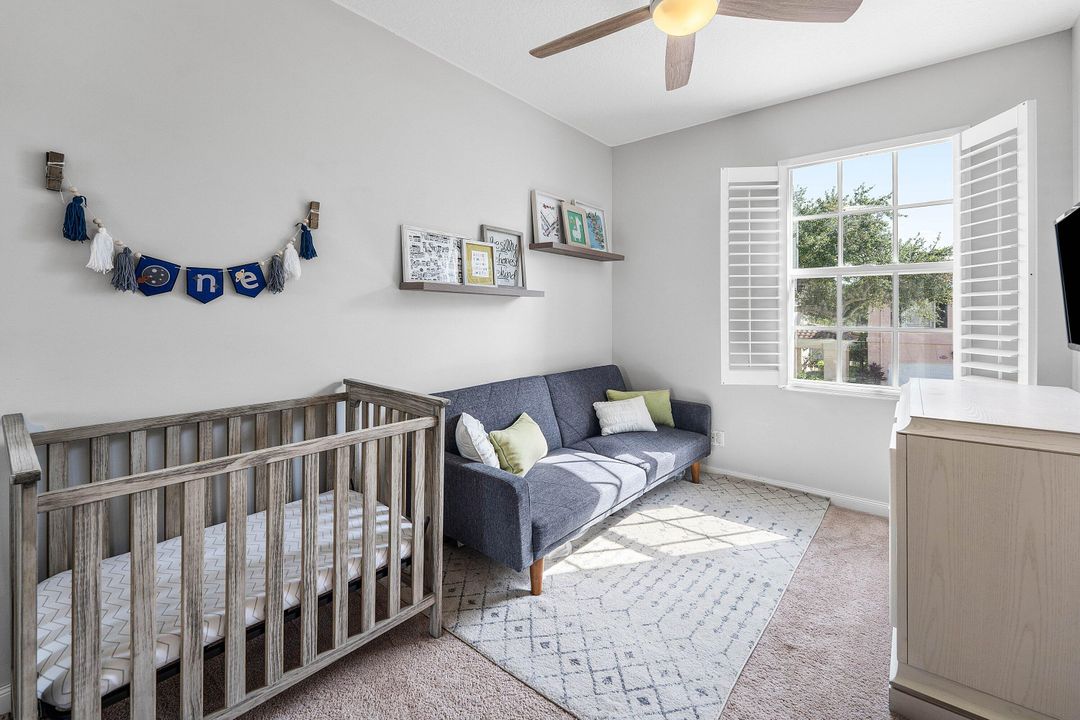 合同活跃: $3,000 (3 贝兹, 2 浴室, 1298 平方英尺)