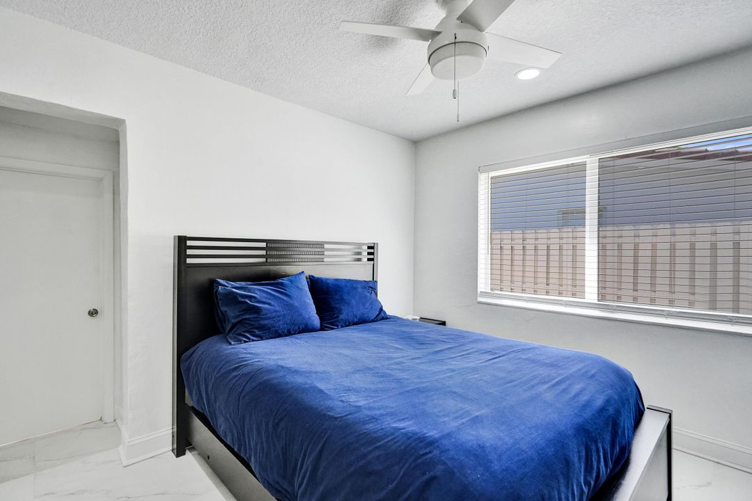 For Rent: $6,000 (4 beds, 2 baths, 1904 Square Feet)