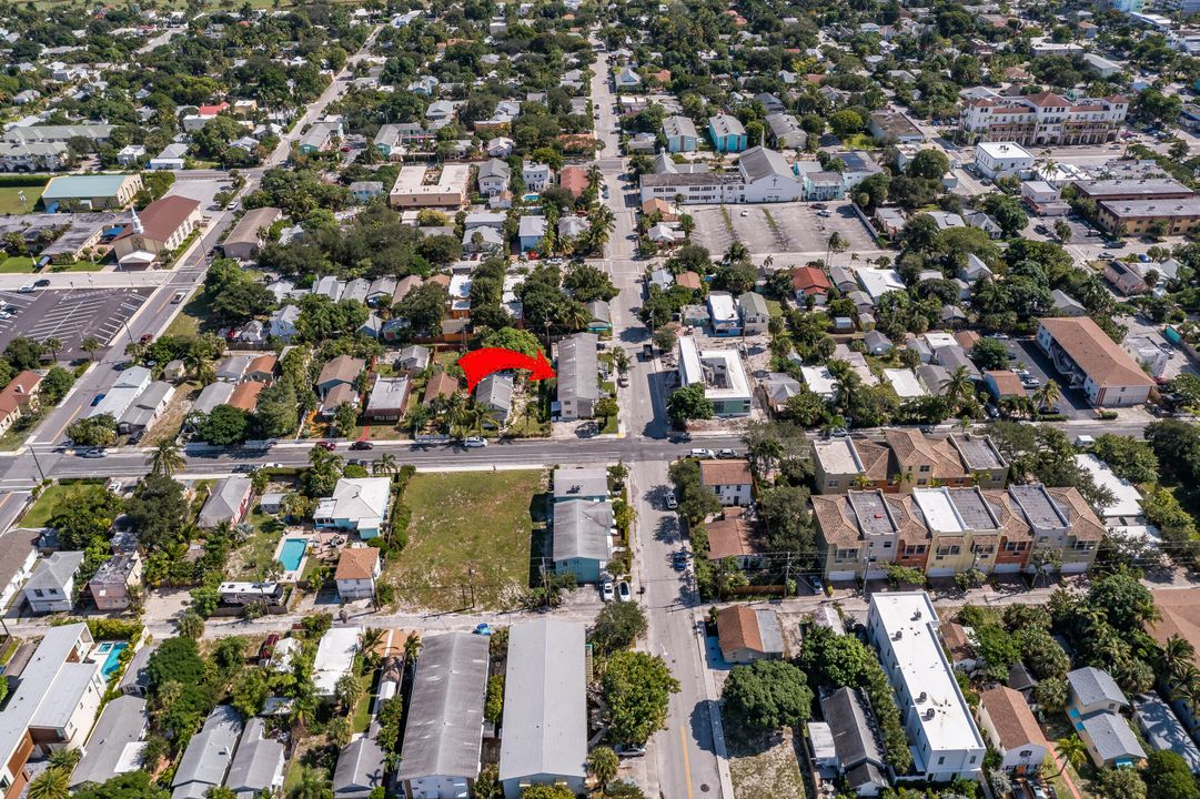 合同活跃: $150,000 (1 贝兹, 1 浴室, 591 平方英尺)