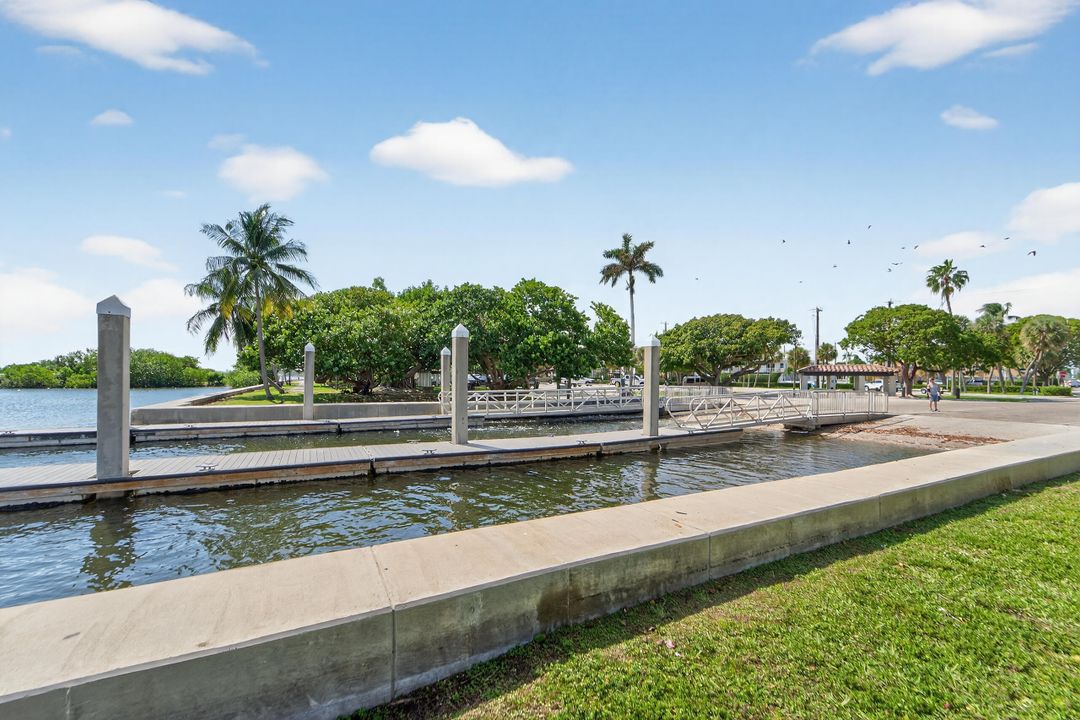 合同活跃: $150,000 (1 贝兹, 1 浴室, 591 平方英尺)