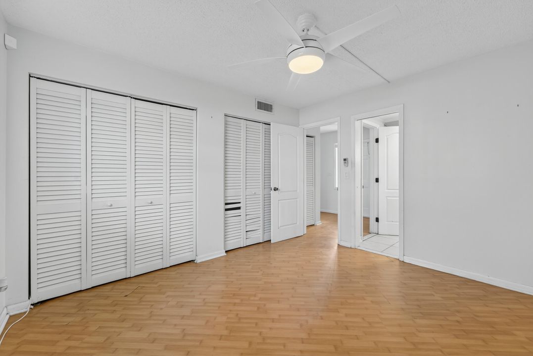 合同活跃: $150,000 (1 贝兹, 1 浴室, 591 平方英尺)