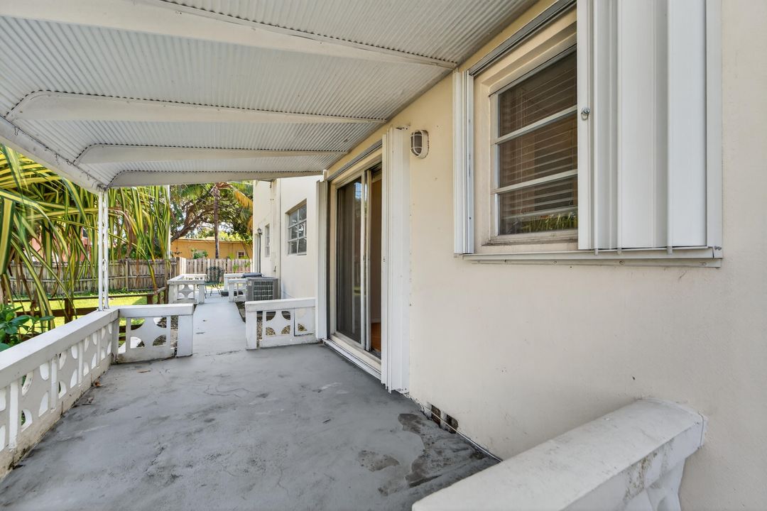 合同活跃: $150,000 (1 贝兹, 1 浴室, 591 平方英尺)