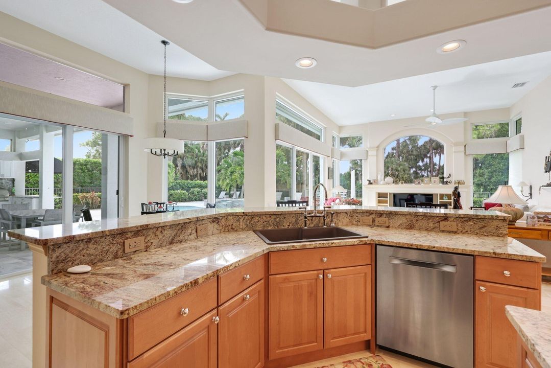 Active With Contract: $1,695,000 (4 beds, 4 baths, 3865 Square Feet)