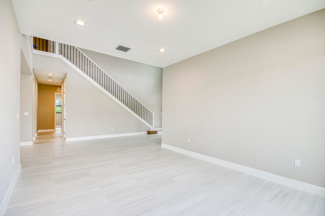 For Sale: $1,912,900 (5 beds, 5 baths, 5136 Square Feet)