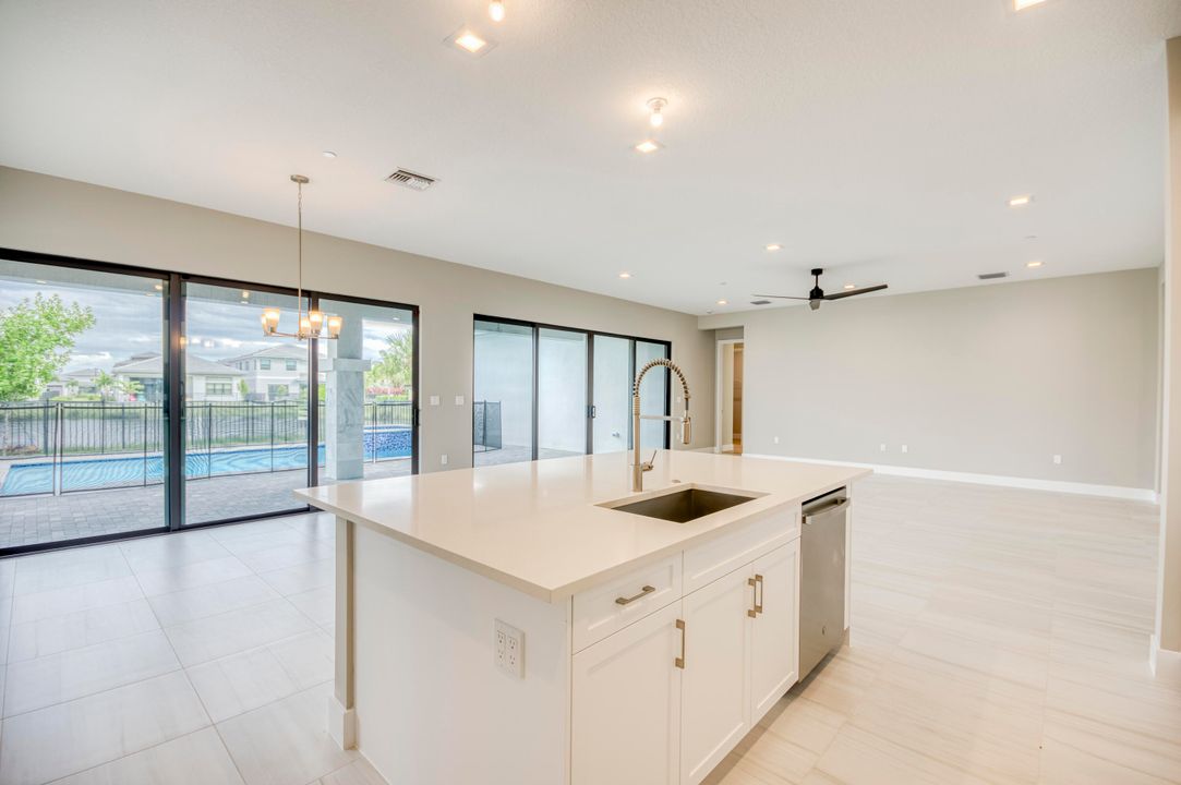 For Sale: $1,912,900 (5 beds, 5 baths, 5136 Square Feet)