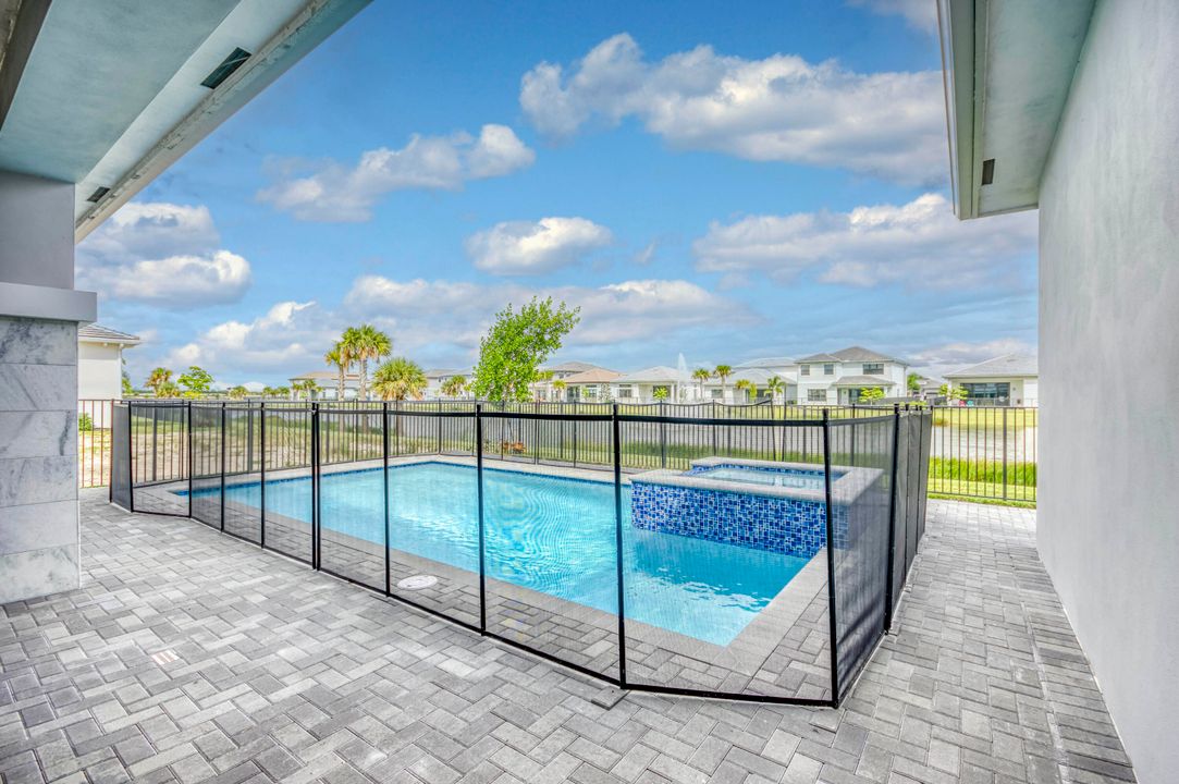 For Sale: $1,912,900 (5 beds, 5 baths, 5136 Square Feet)