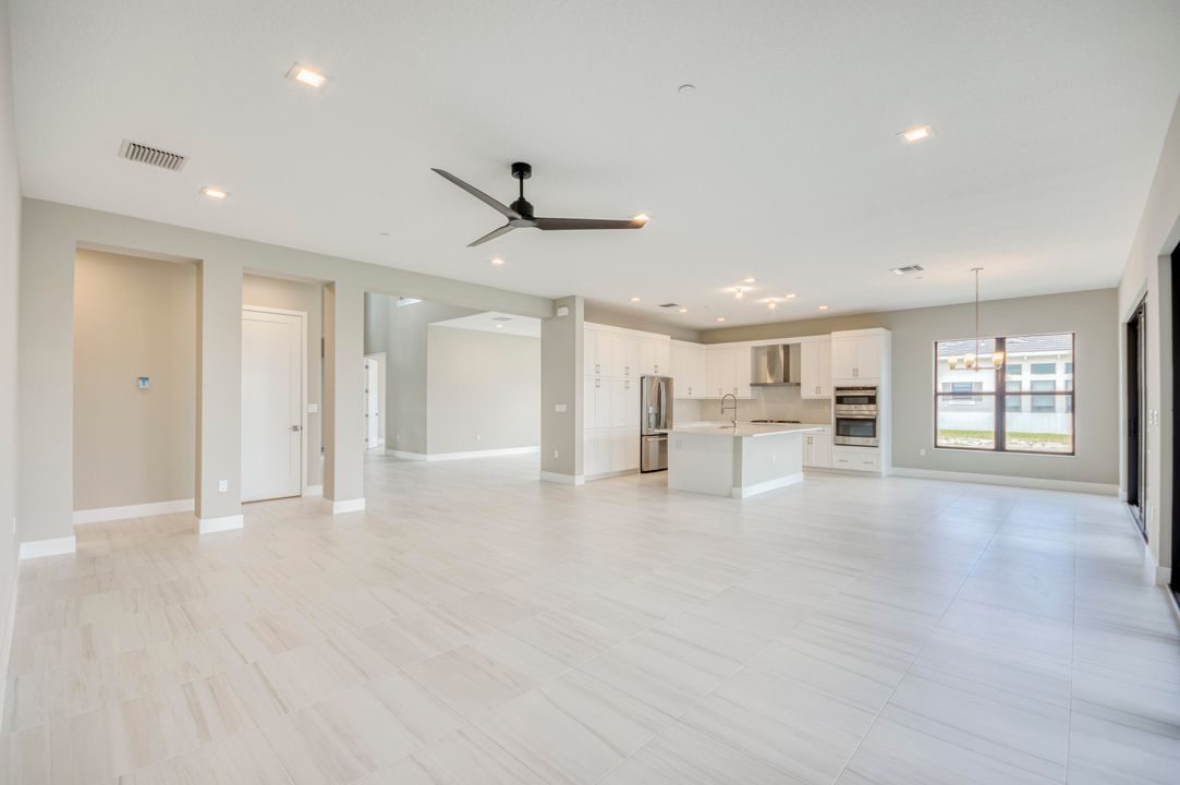 For Sale: $1,912,900 (5 beds, 5 baths, 5136 Square Feet)