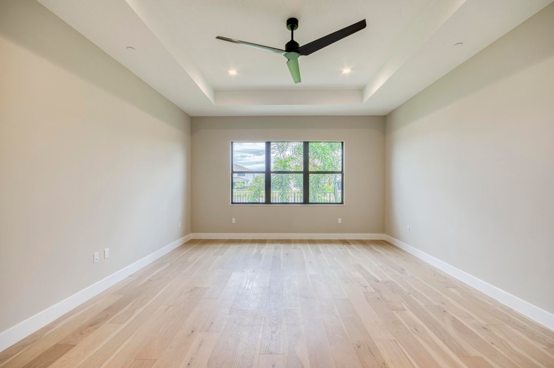 For Sale: $1,912,900 (5 beds, 5 baths, 5136 Square Feet)