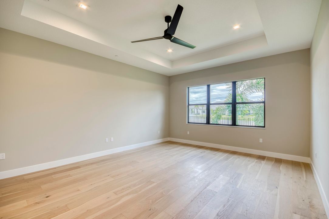 For Sale: $1,912,900 (5 beds, 5 baths, 5136 Square Feet)