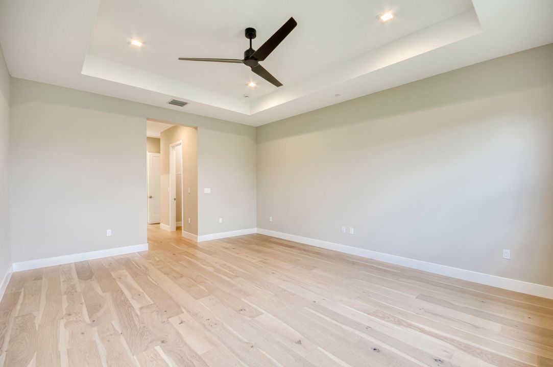 For Sale: $1,912,900 (5 beds, 5 baths, 5136 Square Feet)