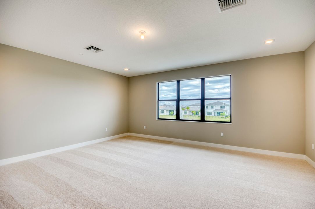 For Sale: $1,912,900 (5 beds, 5 baths, 5136 Square Feet)