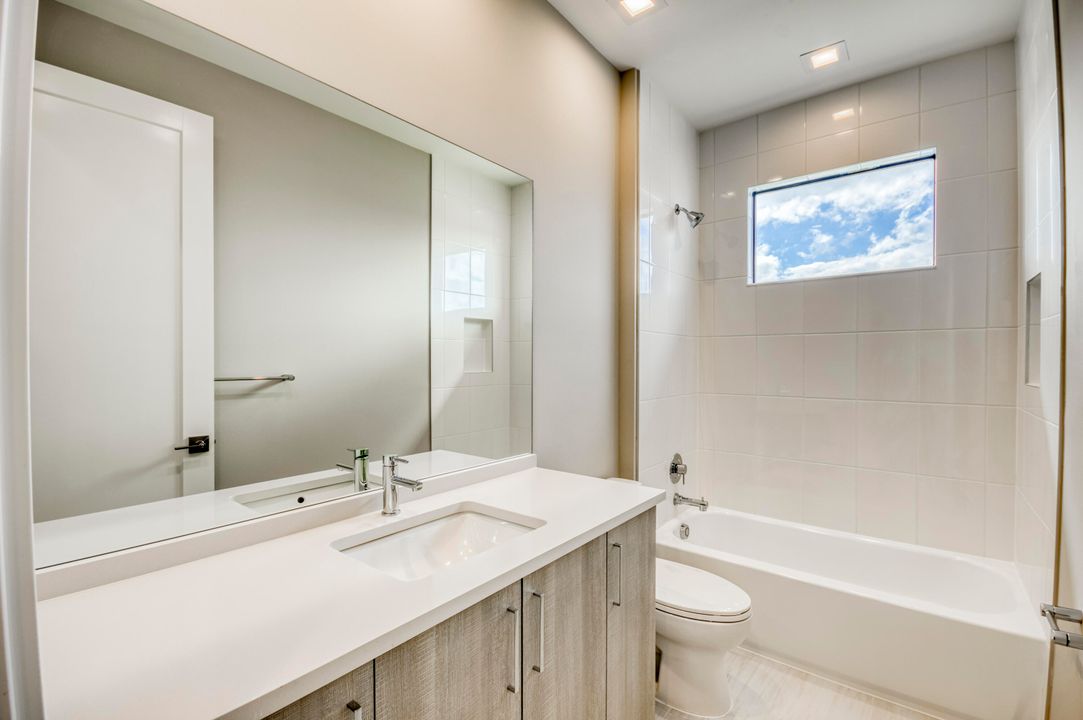 For Sale: $1,912,900 (5 beds, 5 baths, 5136 Square Feet)