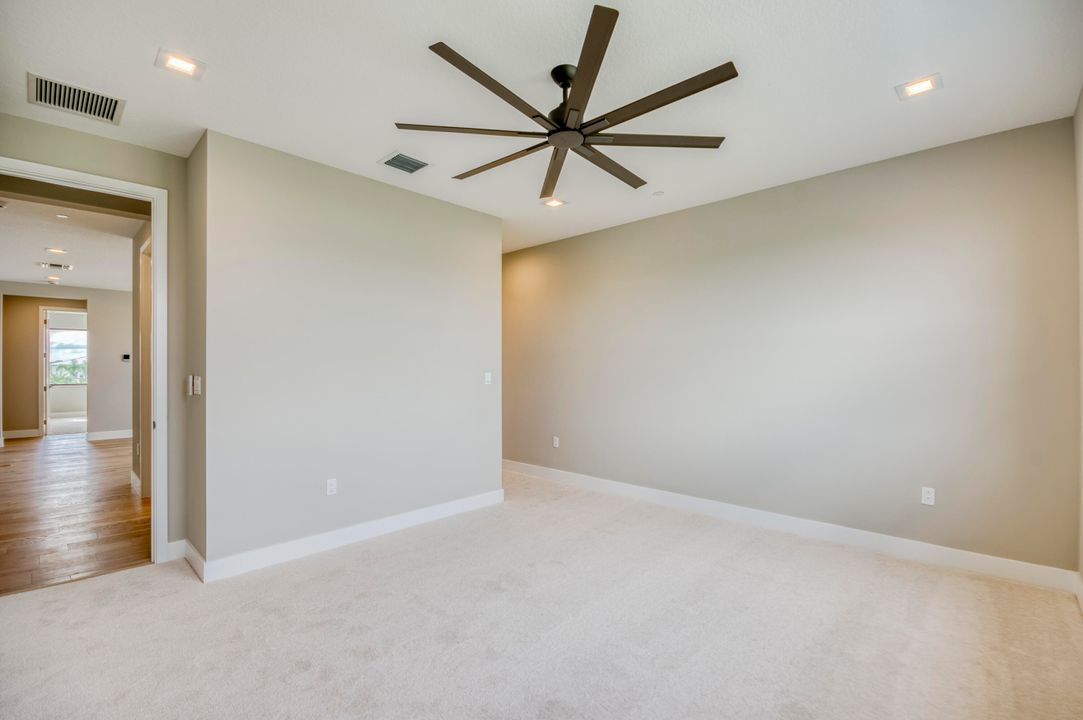 For Sale: $1,912,900 (5 beds, 5 baths, 5136 Square Feet)