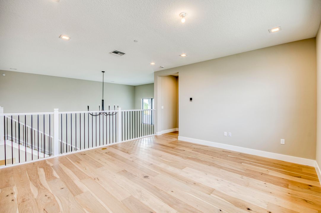 For Sale: $1,912,900 (5 beds, 5 baths, 5136 Square Feet)