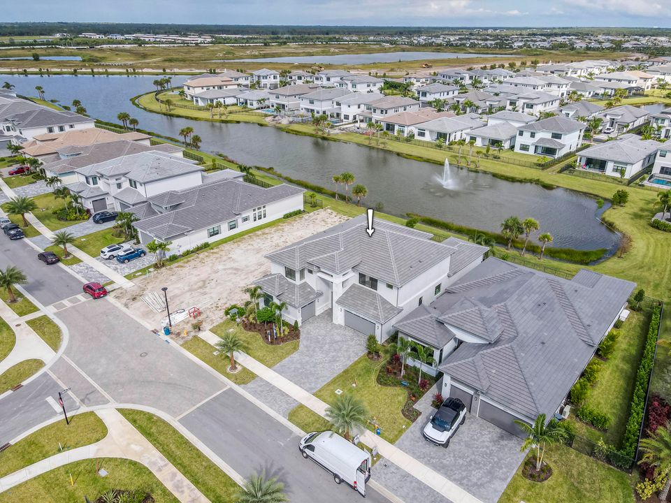 For Sale: $1,912,900 (5 beds, 5 baths, 5136 Square Feet)