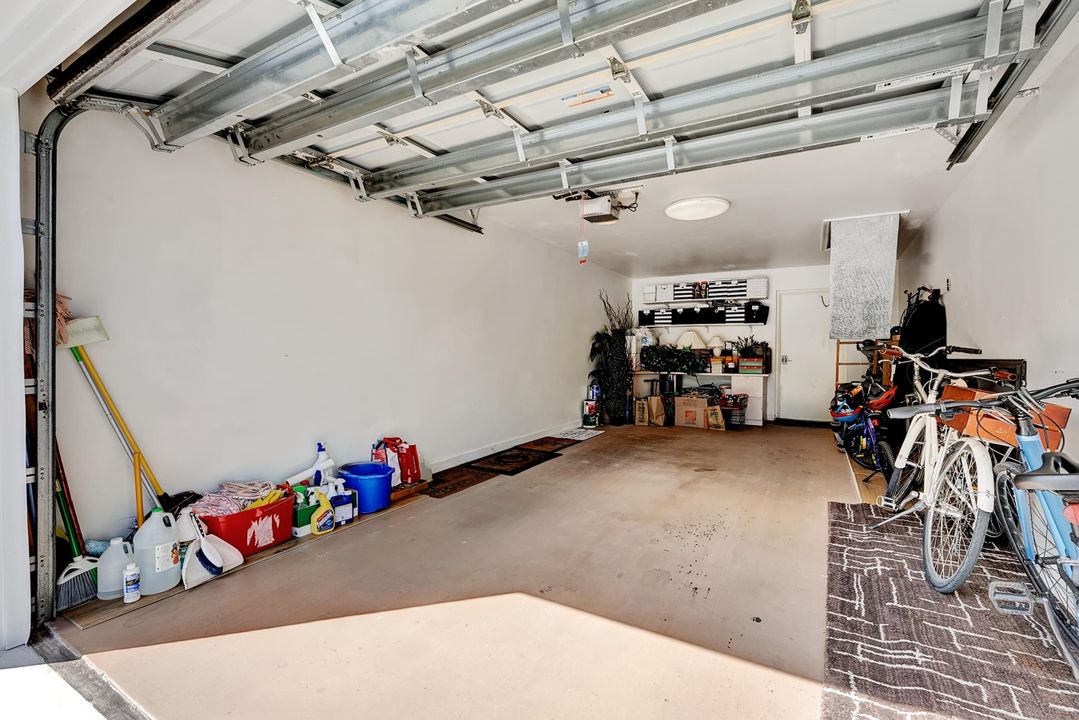 For Sale: $1,400,000 (3 beds, 2 baths, 2206 Square Feet)