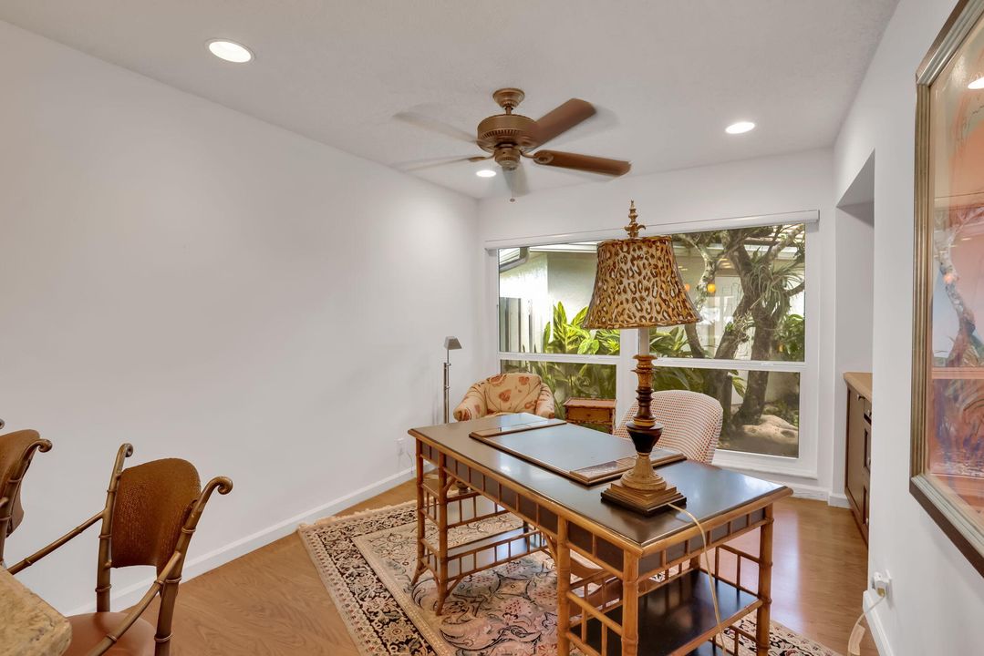 合同活跃: $1,495,000 (3 贝兹, 2 浴室, 2097 平方英尺)