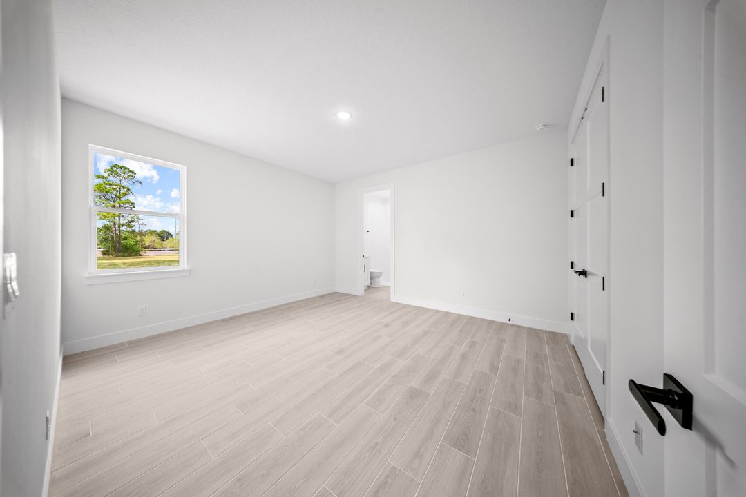 For Sale: $749,900 (4 beds, 3 baths, 2306 Square Feet)