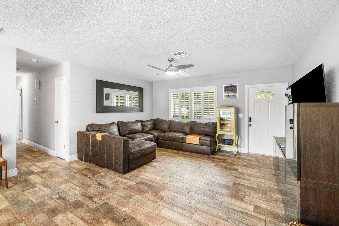 Activo con contrato: $650,000 (3 camas, 2 baños, 1498 Pies cuadrados)