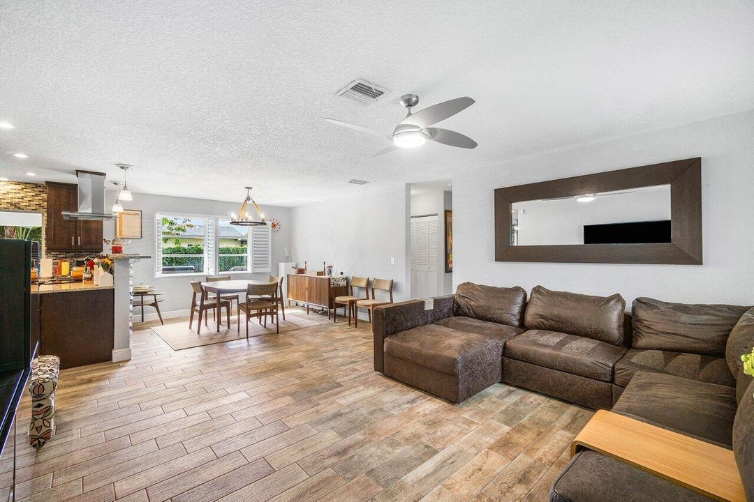 Activo con contrato: $650,000 (3 camas, 2 baños, 1498 Pies cuadrados)