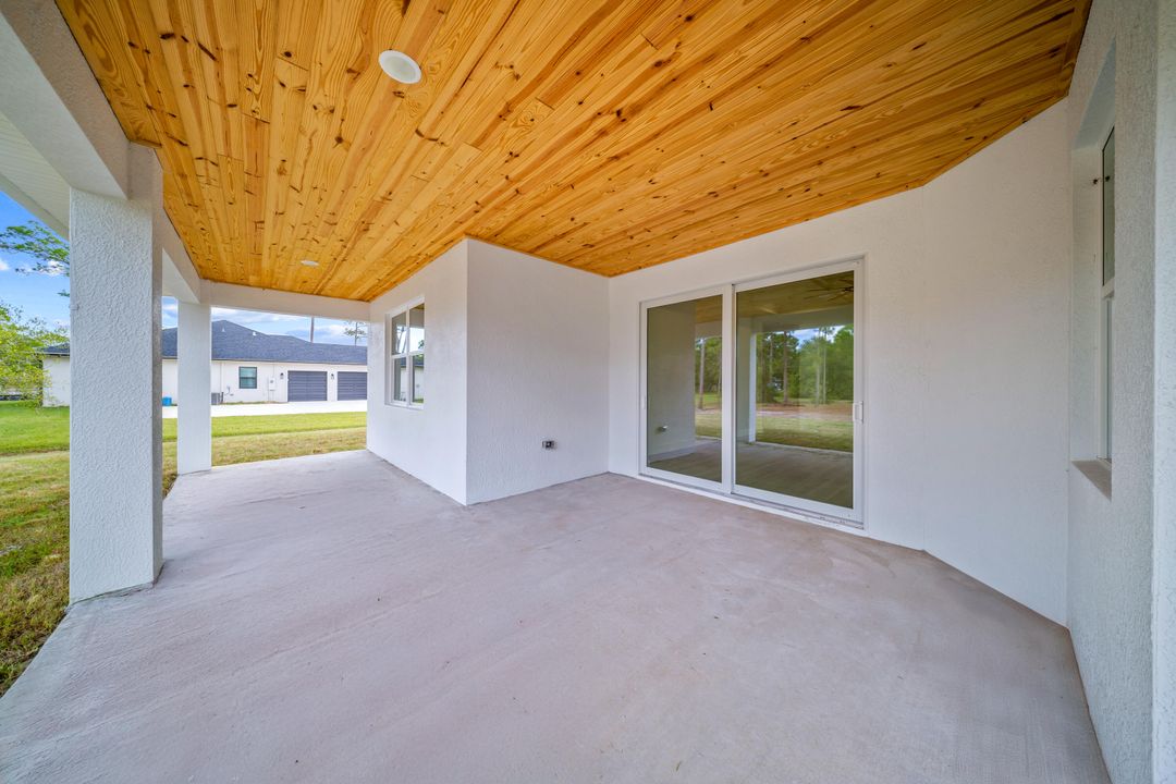 For Sale: $749,900 (4 beds, 3 baths, 2306 Square Feet)