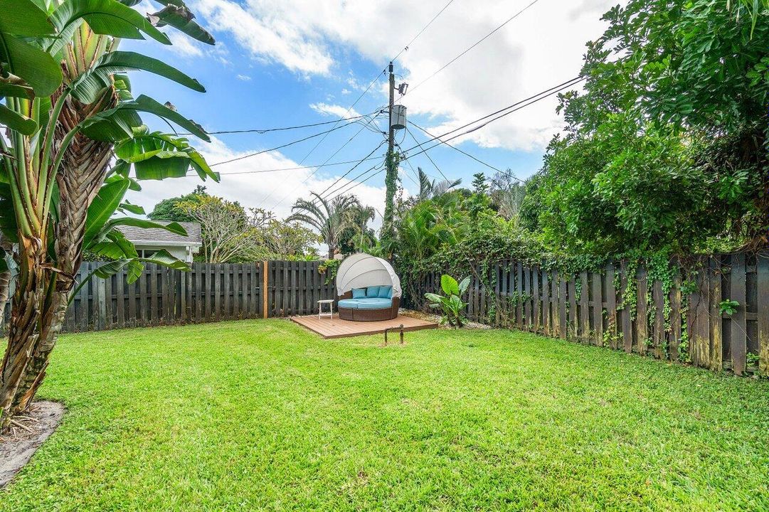 Activo con contrato: $650,000 (3 camas, 2 baños, 1498 Pies cuadrados)