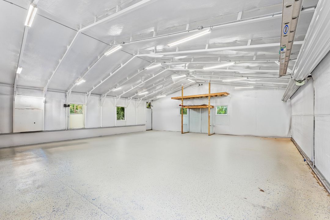 For Rent: $5,250 (3 beds, 2 baths, 2583 Square Feet)