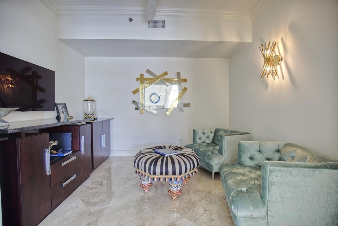 For Rent: $7,500 (2 beds, 2 baths, 1837 Square Feet)