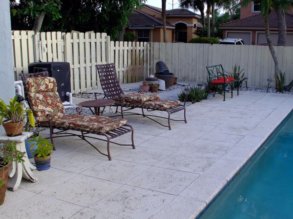 待售: $565,000 (3 贝兹, 2 浴室, 1648 平方英尺)