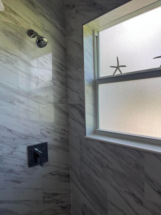 For Sale: $675,000 (3 beds, 2 baths, 1018 Square Feet)