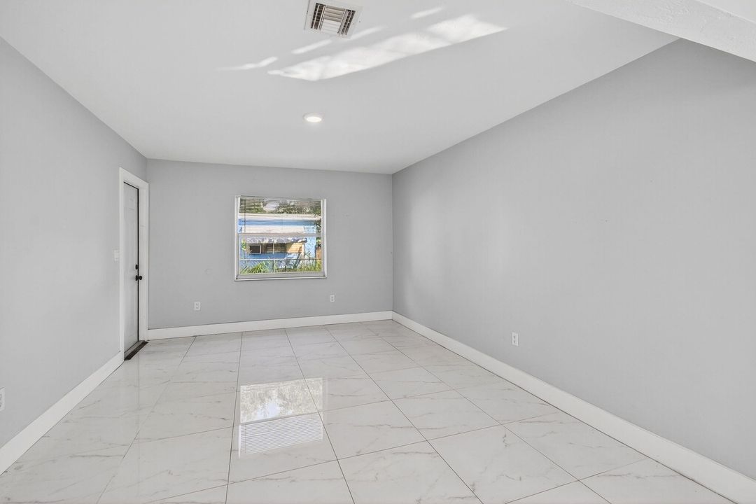 На продажу: $599,000 (0 спален, 0 ванн, 1714 Квадратных фут)